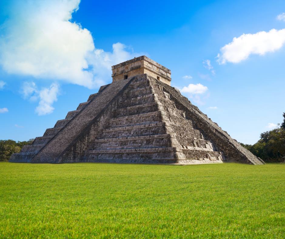 Zona Arqueológica de Chichen Itza, cercana a Valladolid